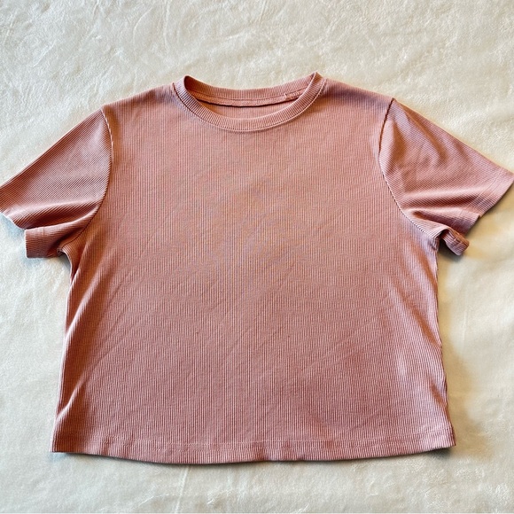 Casual Mauve Ribbed Women's Tee - Picture 1 of 3
